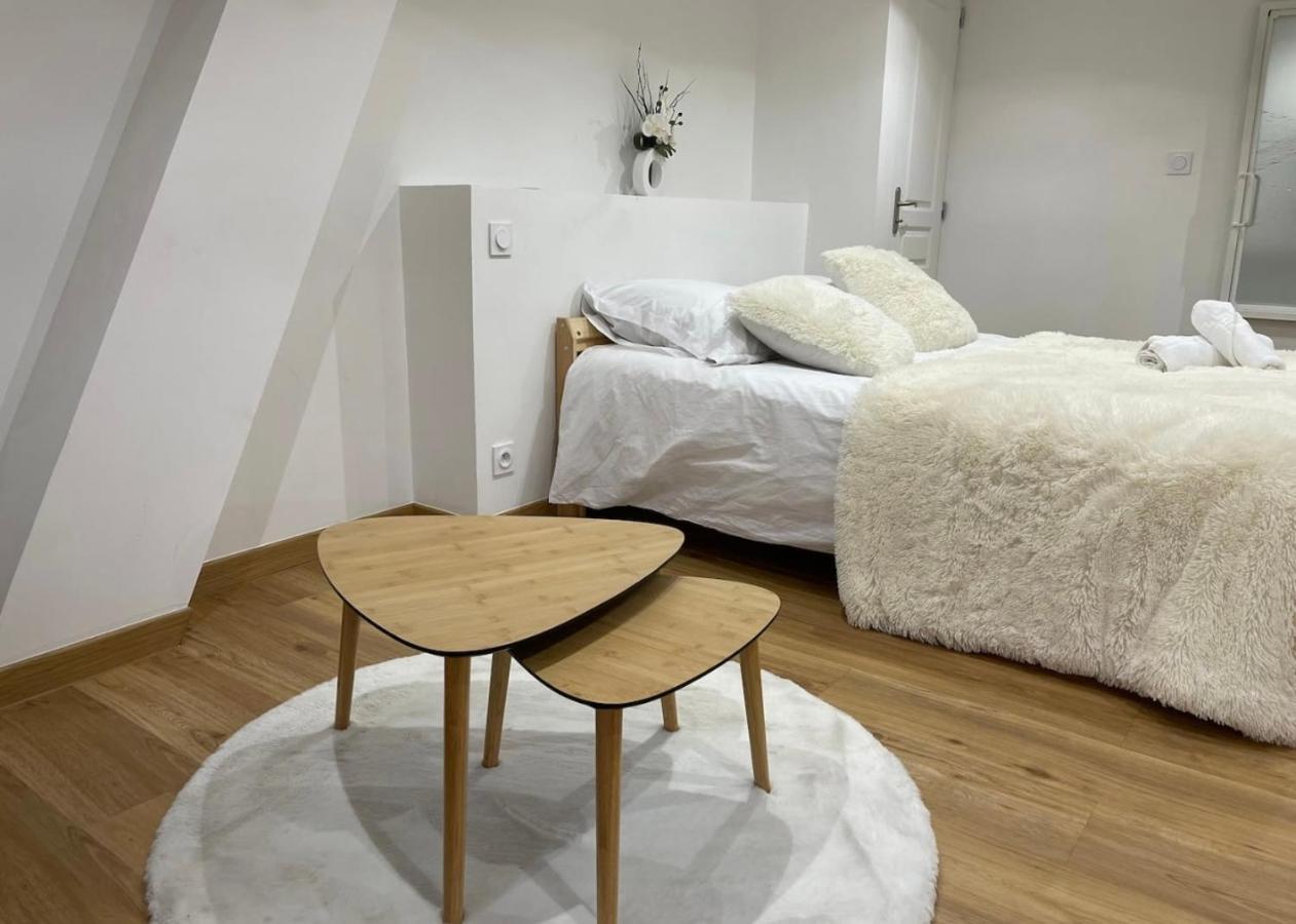 Апартаменти Le Duplex - Gare / Tram / Netflix Fontaine  Екстер'єр фото
